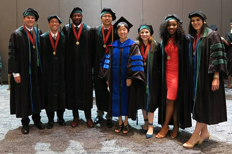 2016 UTMB SOM Commencement (NIAID 2013 Trainees)